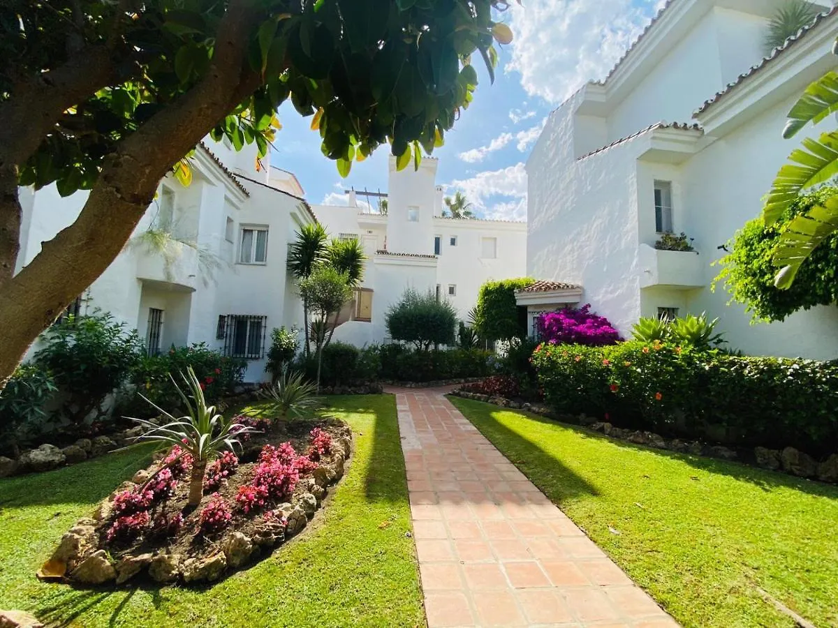 Apartamentos Naranjos Del Sol Marbella Apartment