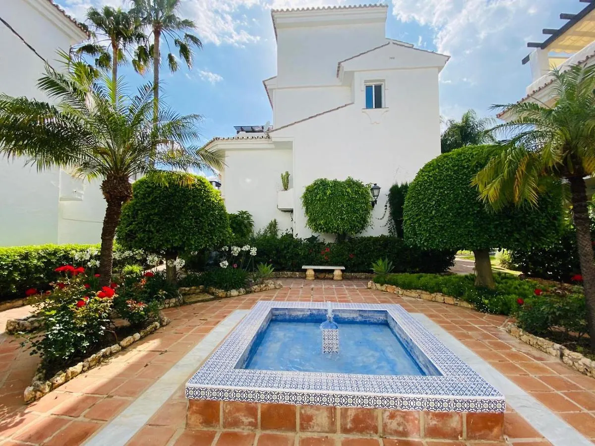 Apartamentos Naranjos Del Sol Marbella