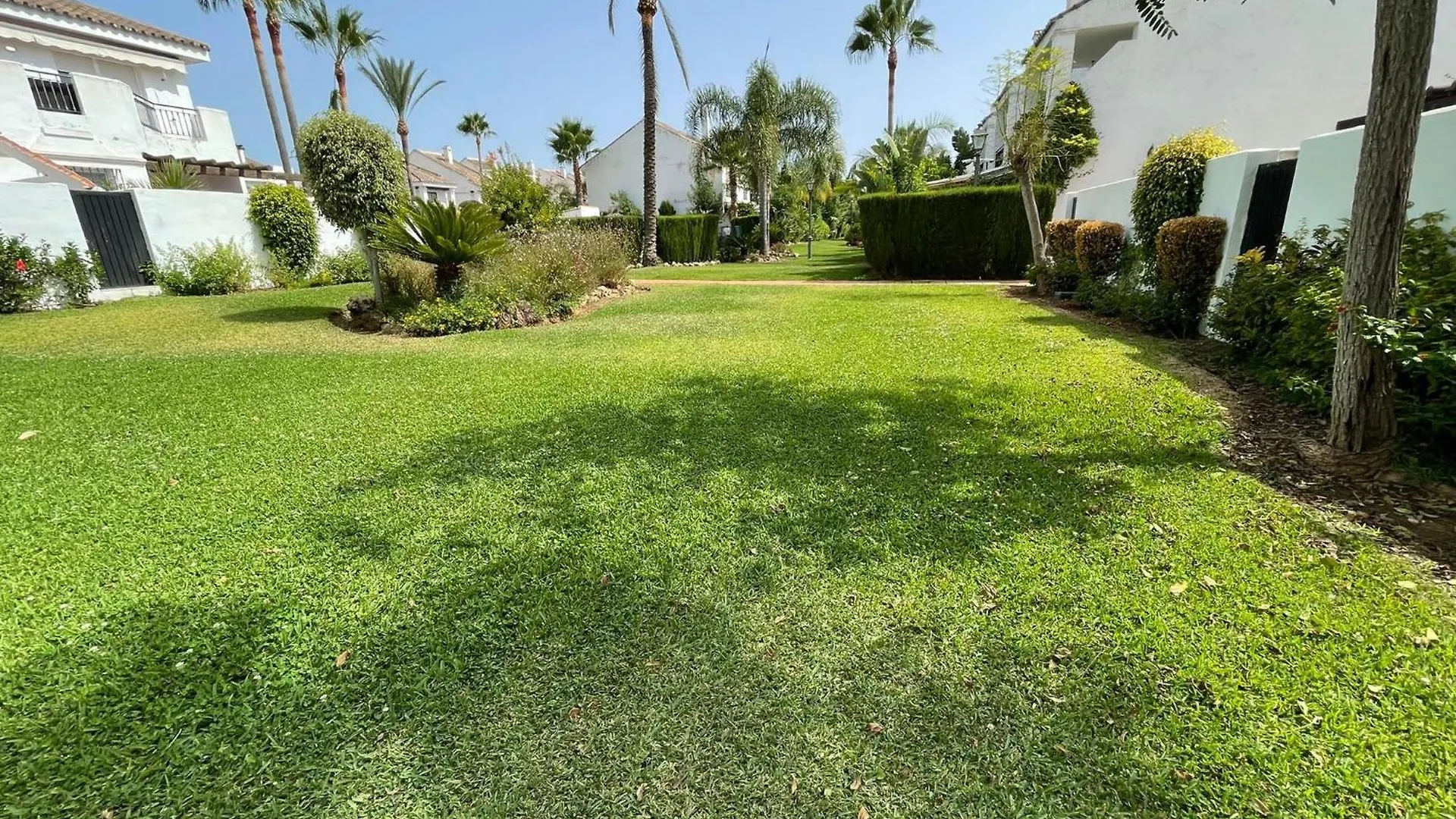 Apartamentos Naranjos Del Sol Marbella 0*,  Spain