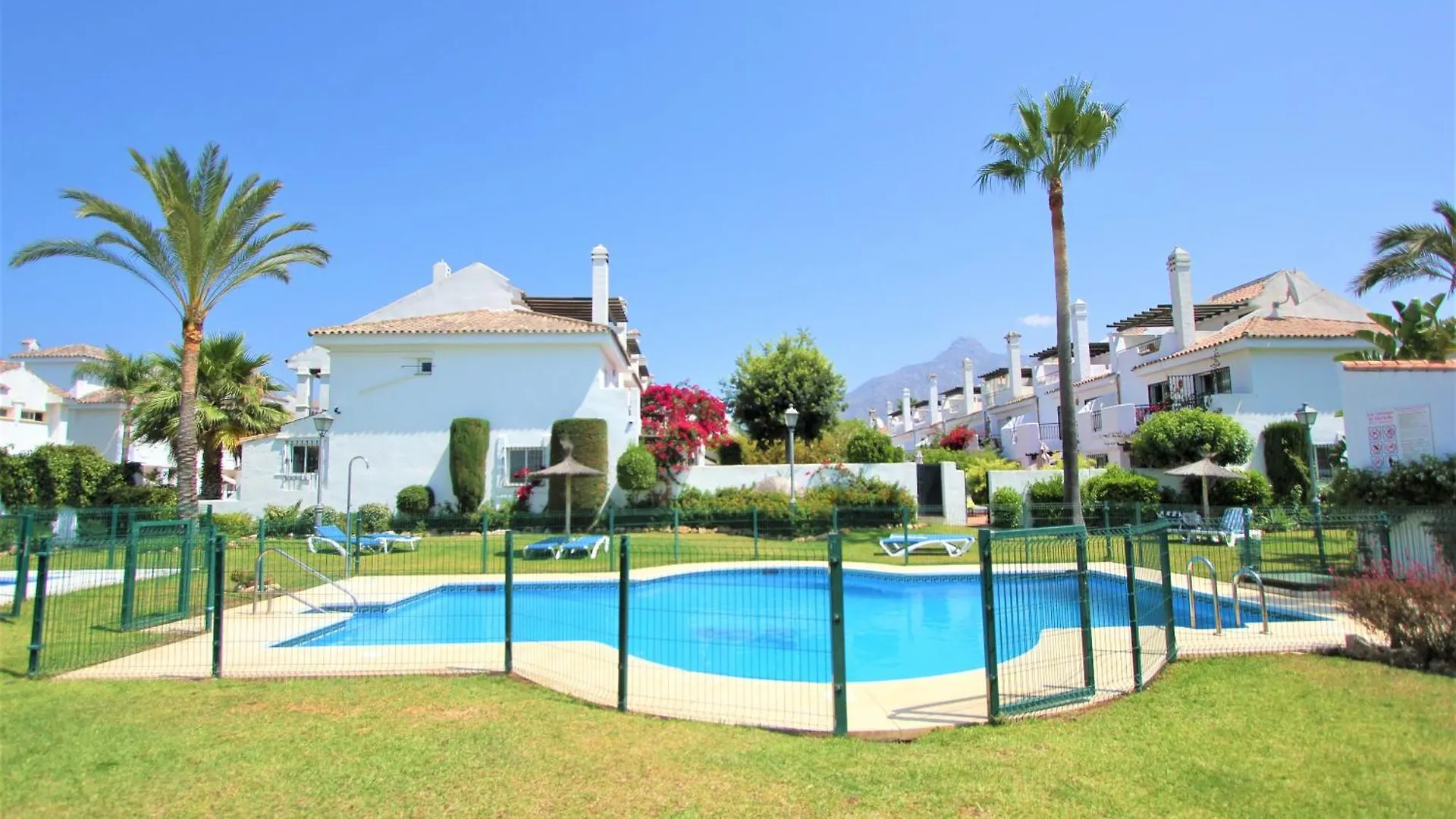 Apartment Apartamentos Naranjos Del Sol Marbella Spain