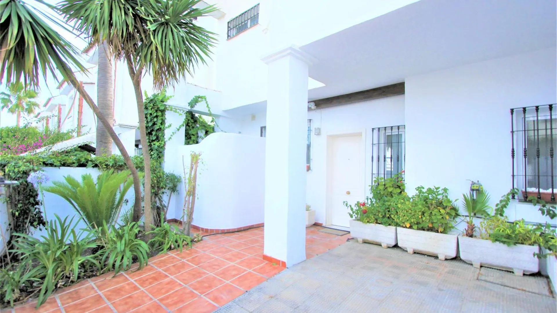 Apartamentos Naranjos Del Sol Marbella Apartment