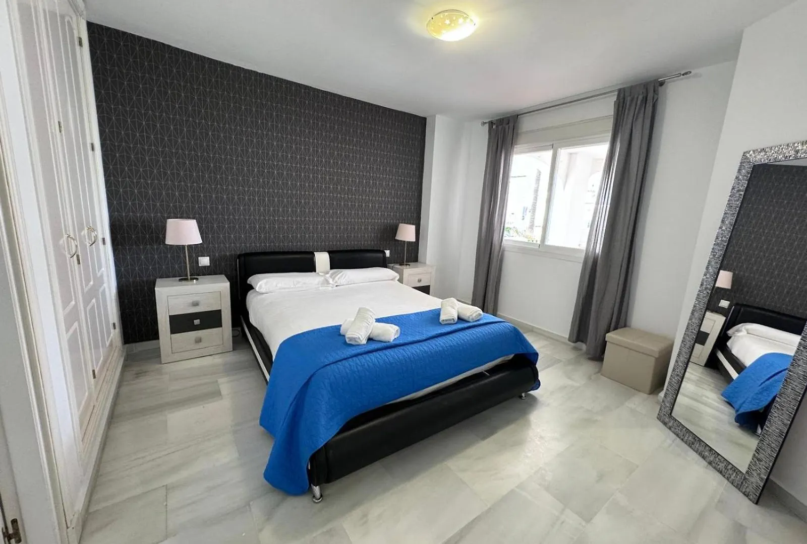 Apartamentos Naranjos Del Sol Marbella